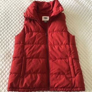 Old Navy rust colored puffer vest